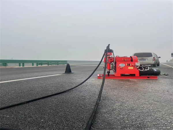 道滘镇马路路基路面开裂下沉注浆加固灌浆